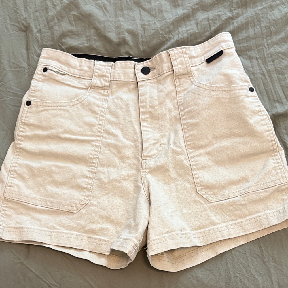 Wrangler Women's High Waist Cream Shorts